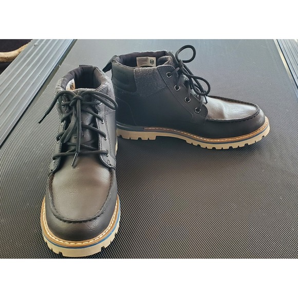 Toms Hawthorne Size 9 Waterproof Dark Gray Leather Lace Up Winter Boots EUC - Picture 3 of 8